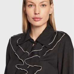 Rinascimento Γυναίκες Μπλουζάκια Μπλουζάκι CFC0110186003 Μαύρο Regular Fit 10 Rinascimento Γυναίκες Μπλουζάκια Μπλουζάκι CFC0110186003 Μαύρο Regular Fit -Rinascimento Εκπτώσεις unnamed file 1942