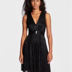 Rinascimento Εκπτώσεις 21 Rinascimento Γυναίκες Κοκτέιλ Φορέματα Φόρεμα κοκτέιλ CFC0110320003 Μαύρο Regular Fit