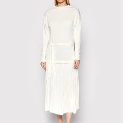 Rinascimento Γυναίκες Πλεκτά Φορέματα Φόρεμα υφασμάτινο CFM0010543003 Λευκό Relaxed Fit