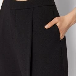 Rinascimento Γυναίκες Υφασμάτινα Παντελόνια Παντελόνι υφασμάτινο CFC0105861003 Μαύρο Regular Fit 10 Rinascimento Γυναίκες Υφασμάτινα Παντελόνια Παντελόνι υφασμάτινο CFC0105861003 Μαύρο Regular Fit -Rinascimento Εκπτώσεις unnamed file 968